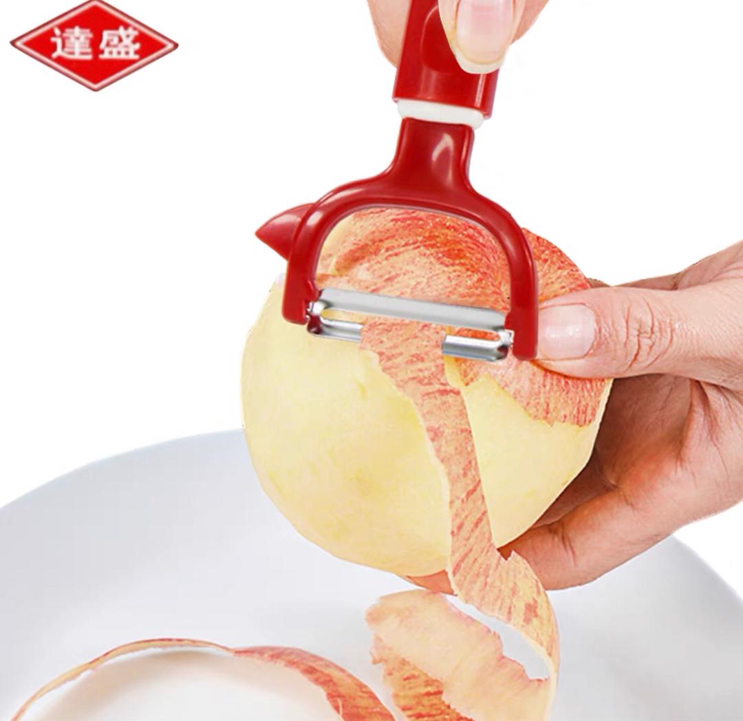 قشارة بطاط بلاستيكية احمر