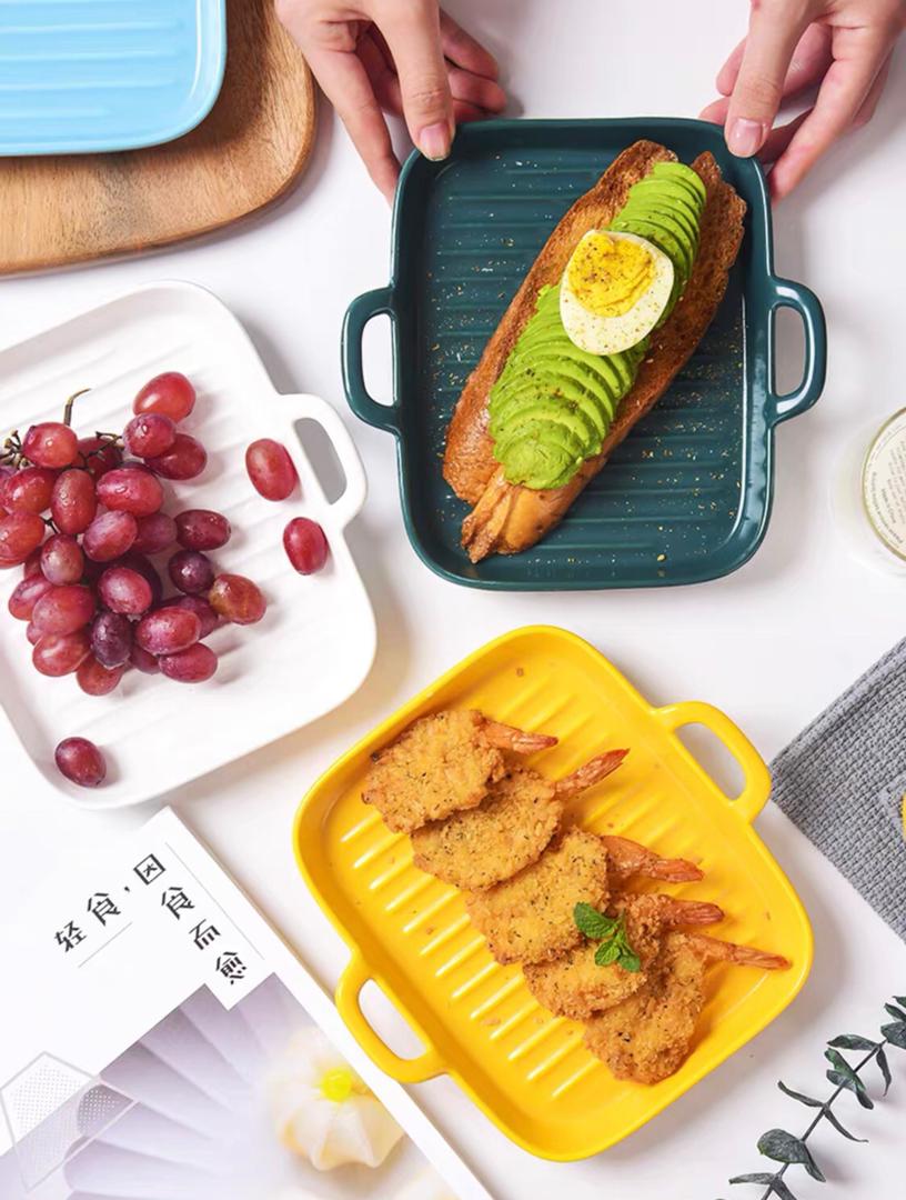 صحن فرن سيراميك مقلم يدين 18*15 سم  56