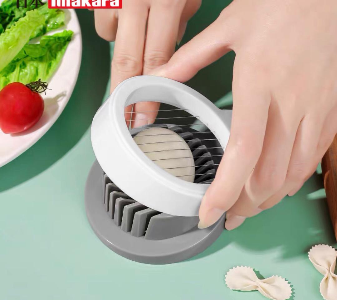 قطاعة بيض بلاستيك