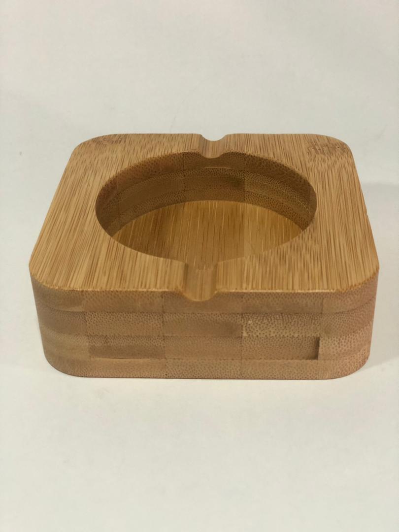 طفاية سجائر خشب قوي